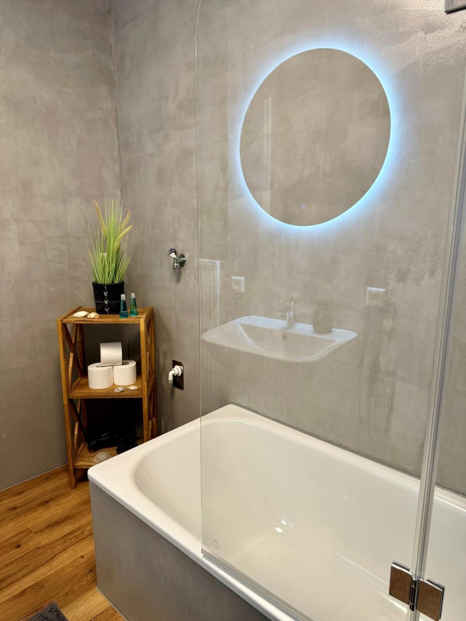 Traumhafte Wohnung Am Stadtbrunnen Der Altstadt Pfullendorf Ngoại thất bức ảnh